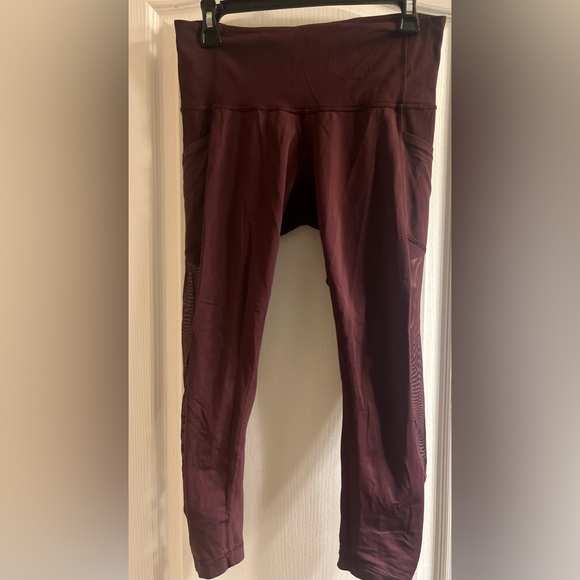 Lululemon mesh cut outs leggings - Picture 10 of 15